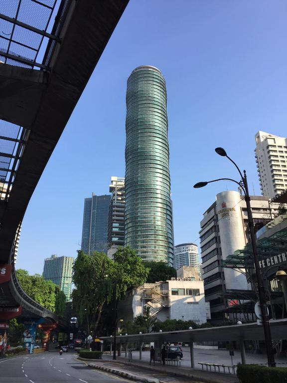 Vortex Suite Klcc By Idaris Kuala Lumpur Bagian luar foto