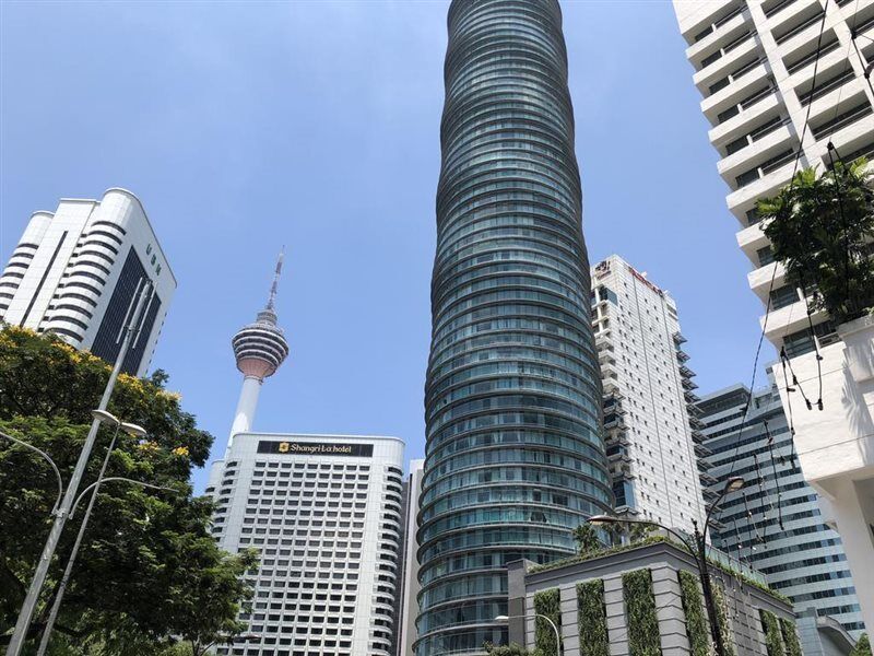 Vortex Suite Klcc By Idaris Kuala Lumpur Bagian luar foto